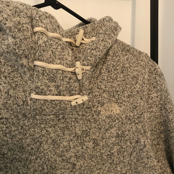 North Face Fleece Hoodie size M - Picture 3 of 7